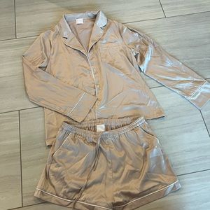 Silk sleep set (shorts and long sleeve), rose gold